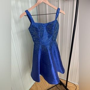 Sherri Hill Women’s Dress